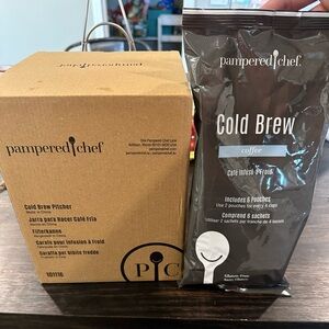 New inbox, never used cold brew, coffee, pitcher by Pampered Chef